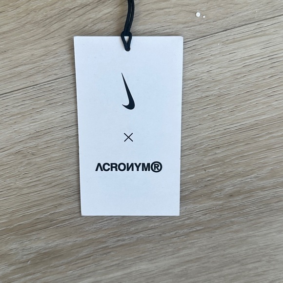 Nike x ACRONYM ®
Men's Knit Jacket - Picture 4 of 7